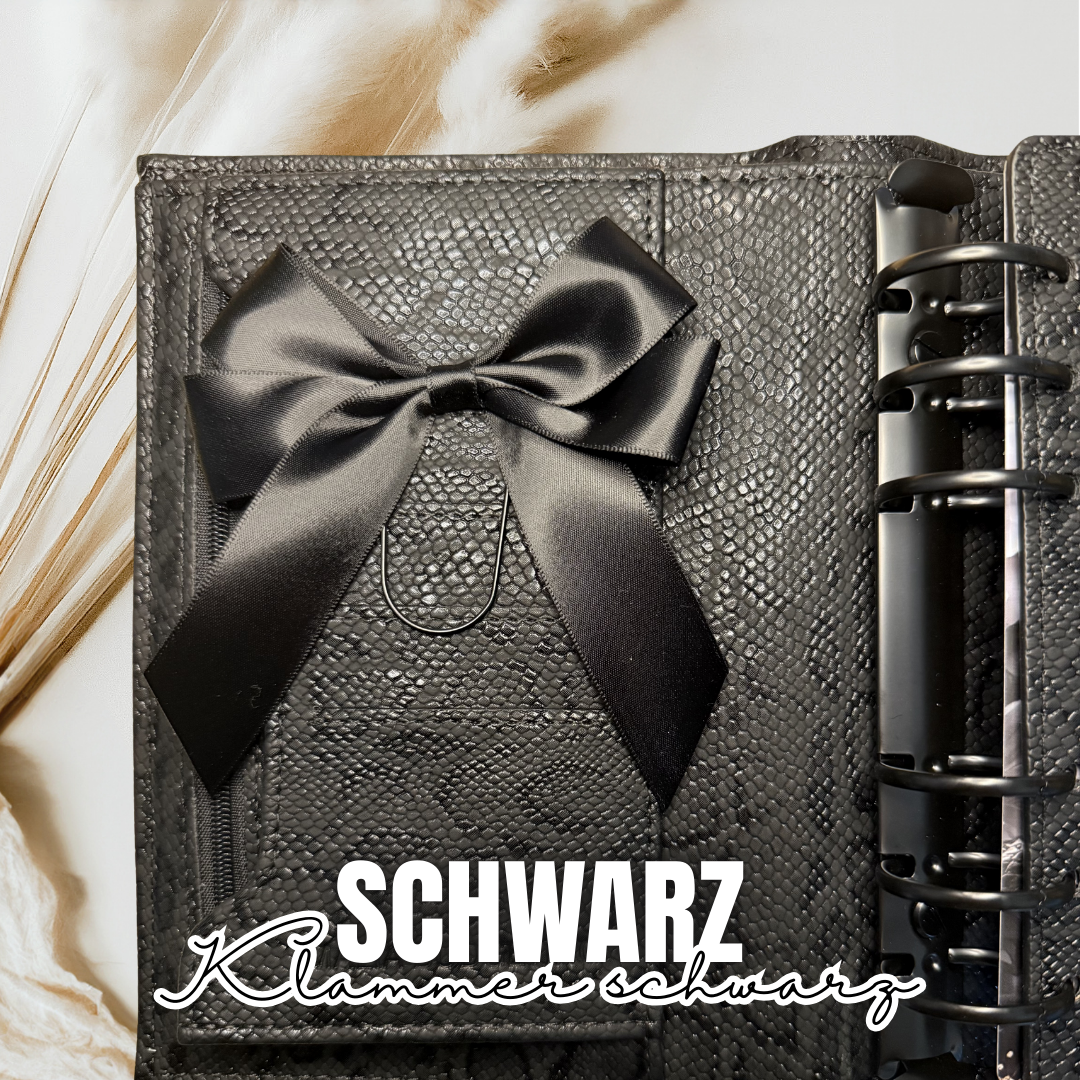 Satin Schleife (mit Büroklammer)